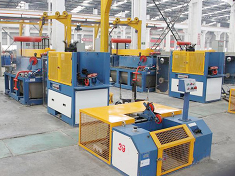 Máy vẽ dây nước thẳng đứng